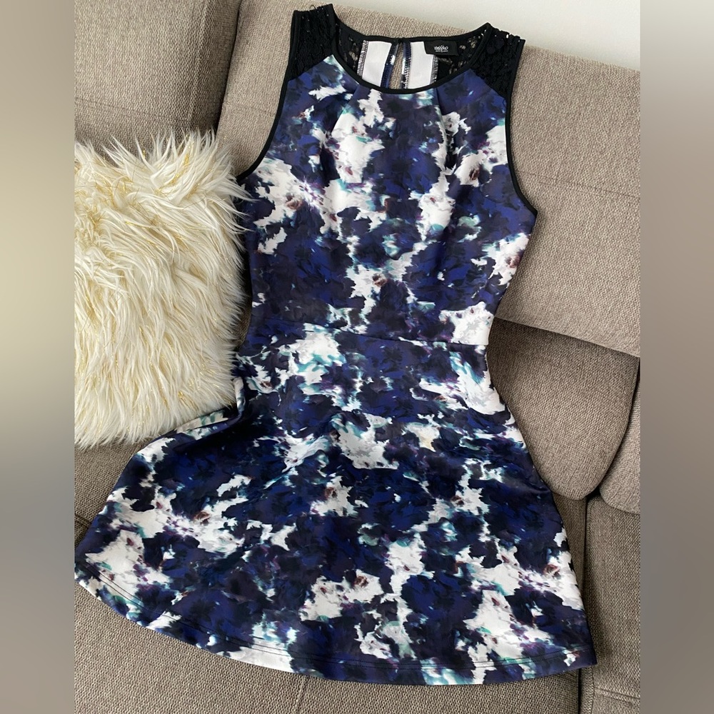 Mossimo Supply Co. Business Dress